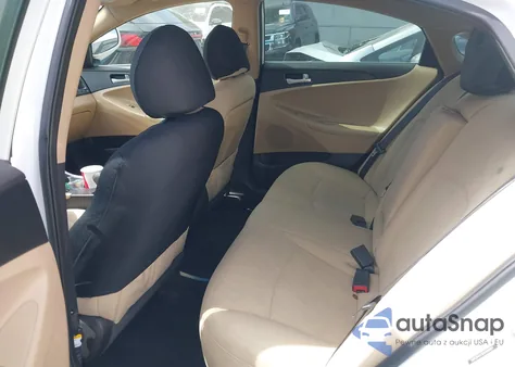 2013 Hyundai Sonata Gls z USA, uszkodzony, nr VIN 5NPEB4AC8DH689861